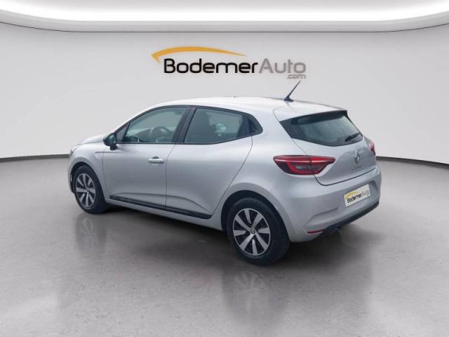 Renault Clio image 2