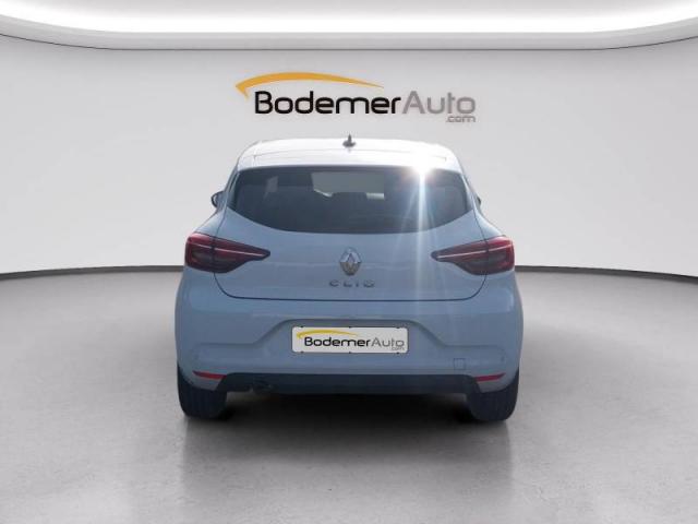 Renault Clio image 6