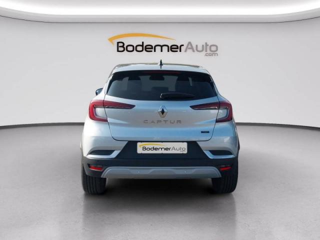 Renault Captur image 3