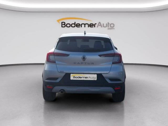 Renault Captur image 8