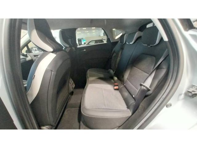 Renault Captur image 9
