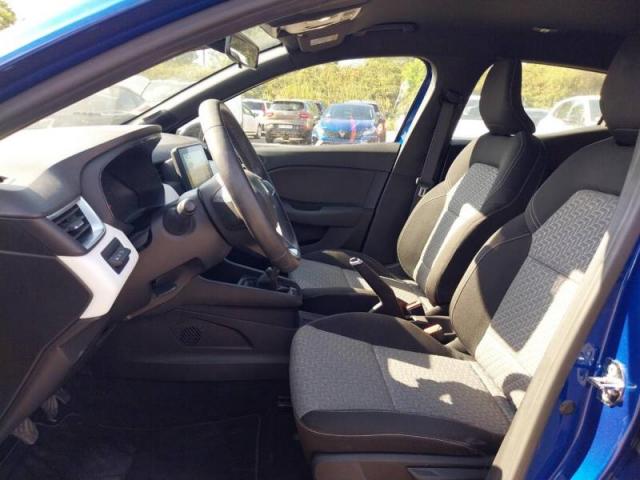 Renault Clio image 2