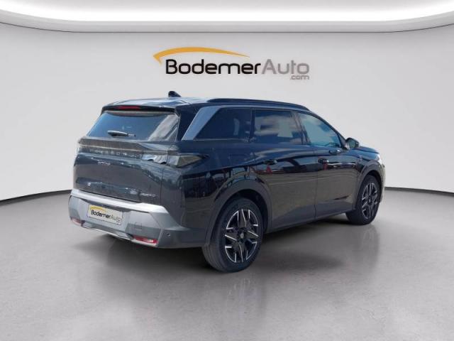 Peugeot 5008 image 1