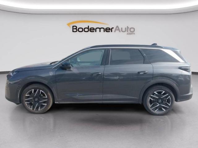 Peugeot 5008 image 1