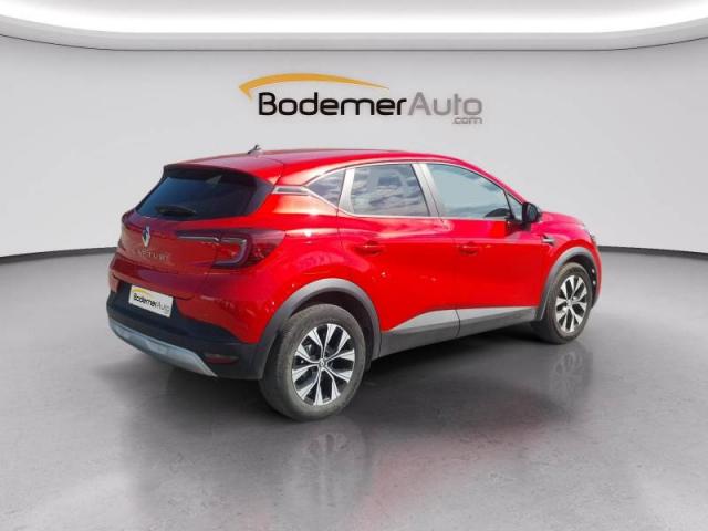 Renault Captur image 1