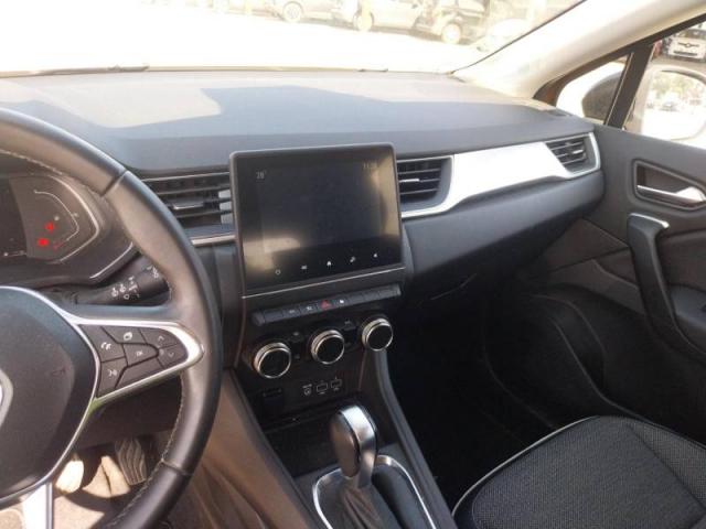 Renault Captur image 8