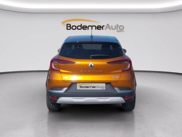 Renault Captur image 2