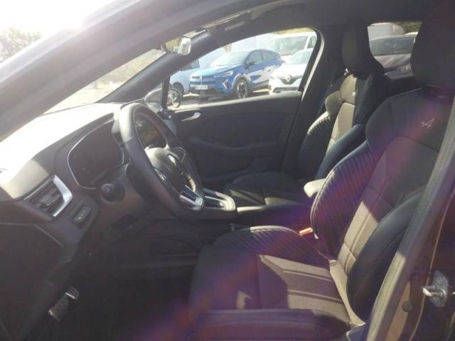 Renault Clio image 2