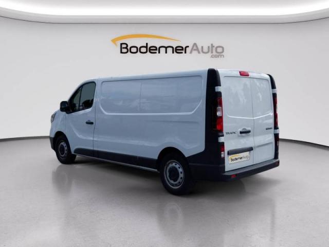 Renault Trafic image 3