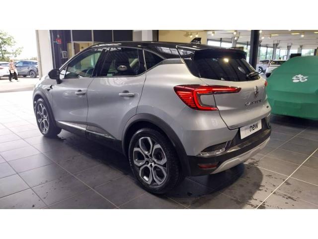 Renault Captur image 2