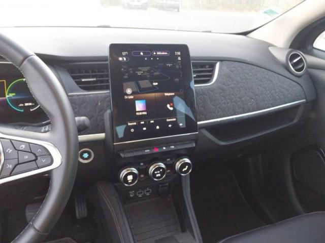Renault Zoe image 2