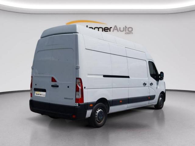 Renault Master image 1