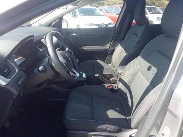 Renault Captur image 2