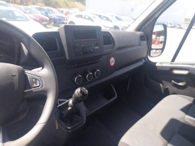 Renault Master image 7