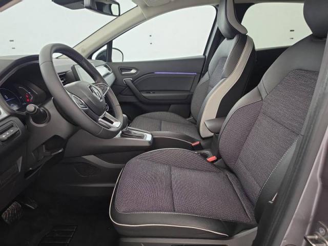 Renault Captur image 2