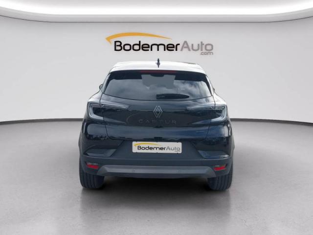 Renault Captur image 1