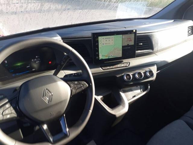 Renault Master image 4