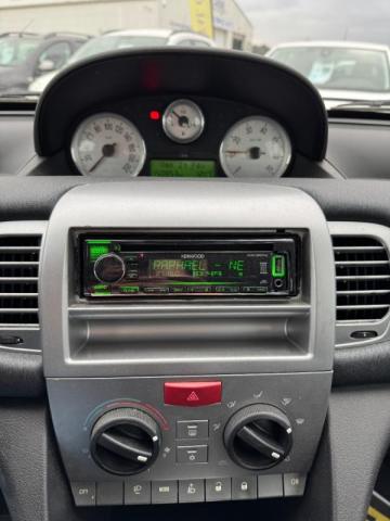 Lancia Ypsilon image 2