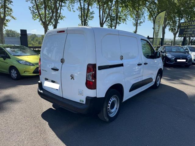 Peugeot Partner image 2