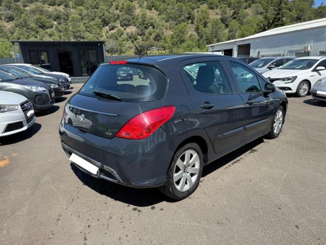Peugeot 308 image 2