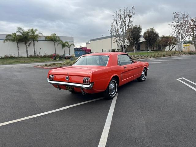 Ford Mustang image 2