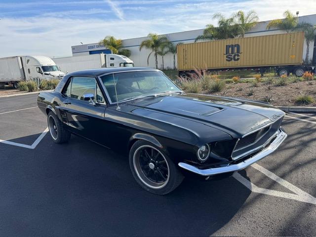 Ford Mustang image 9