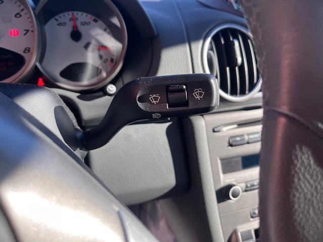 Porsche 987 image 6