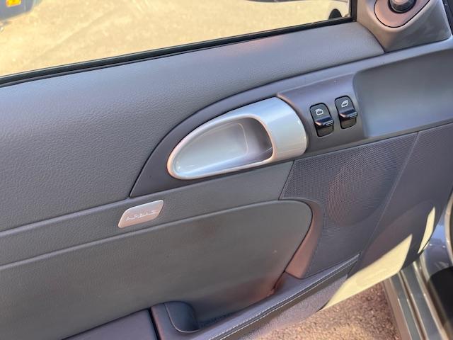 Porsche 987 image 5