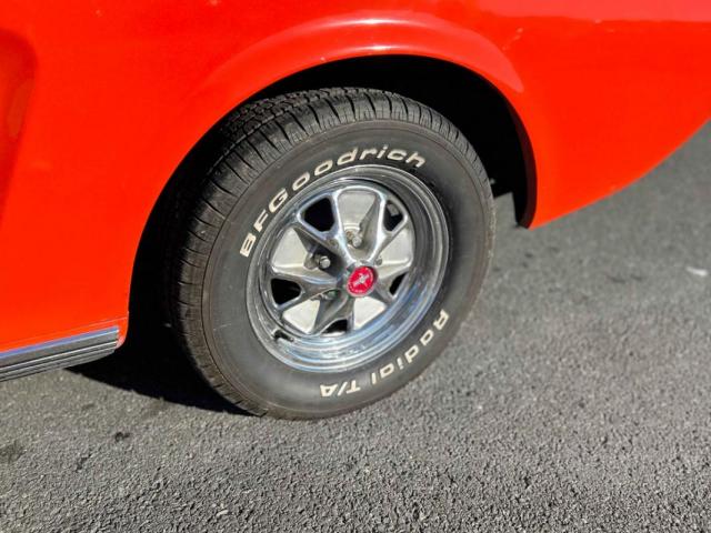 Ford Mustang image 1
