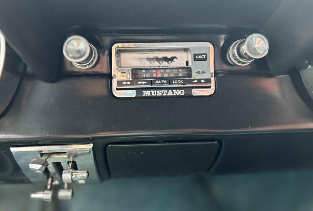 Ford Mustang image 2