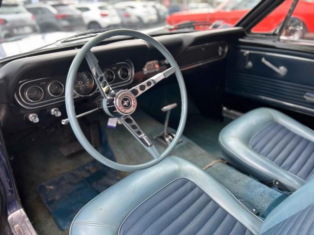 Ford Mustang image 8