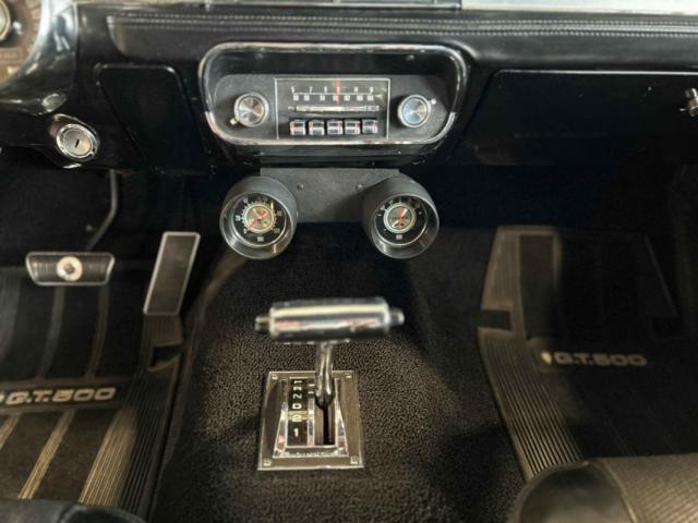 Ford Mustang image 7