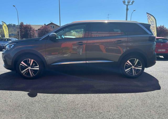 Peugeot 5008 image 5