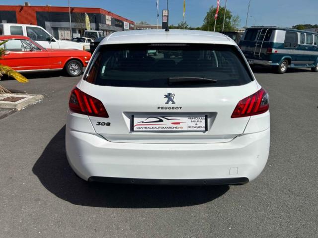 Peugeot 308 image 8