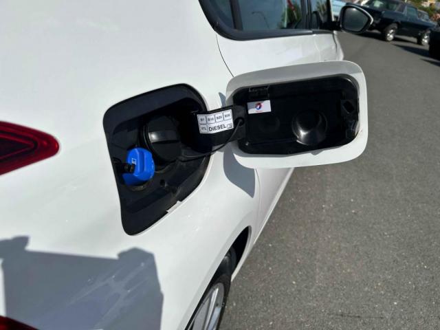 Peugeot 308 image 9
