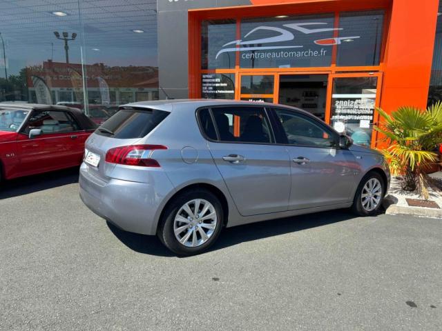 Peugeot 308 image 6