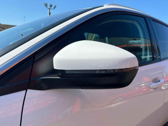 Peugeot 3008 image 9