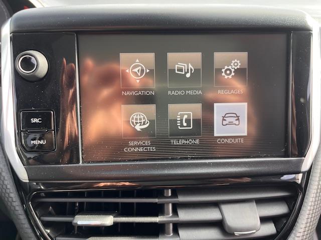 Peugeot 2008 image 9
