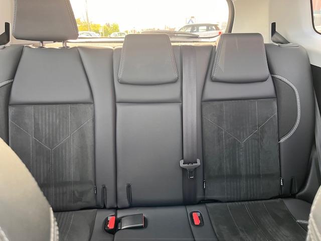 Peugeot 2008 image 8