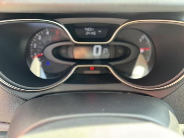 Renault Captur image 9