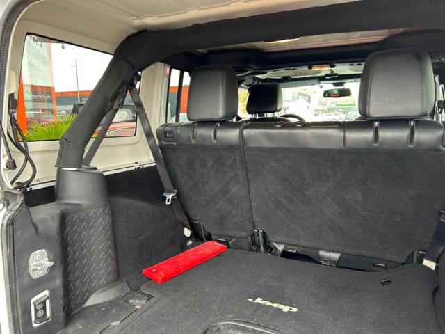 Jeep Wrangler Unlimited image 5