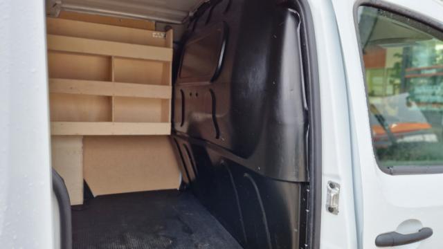 Renault Kangoo image 9