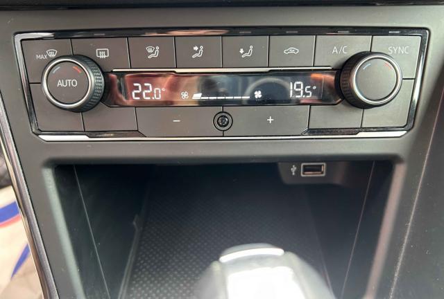 Volkswagen Polo image 8