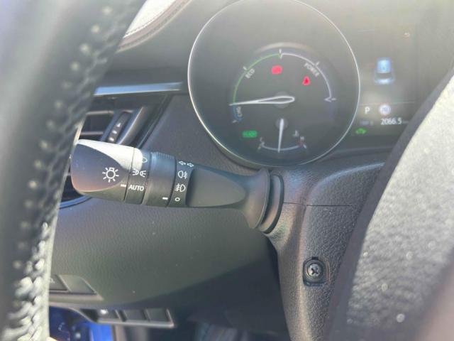 Toyota C-Hr image 7