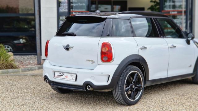 Mini Mini image 9
