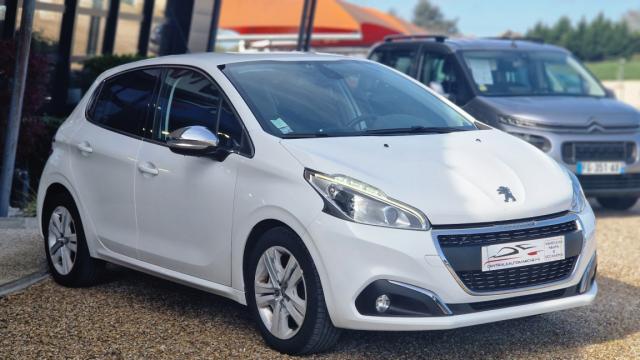 Peugeot 208 image 6