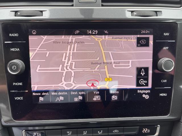 Volkswagen Golf image 2