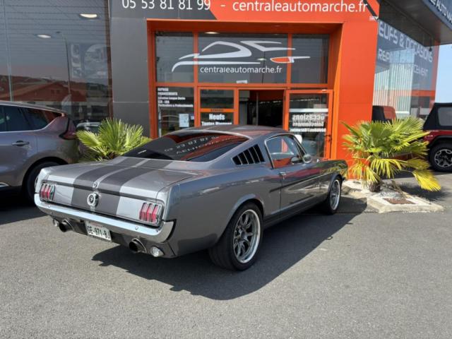 Ford Mustang image 1