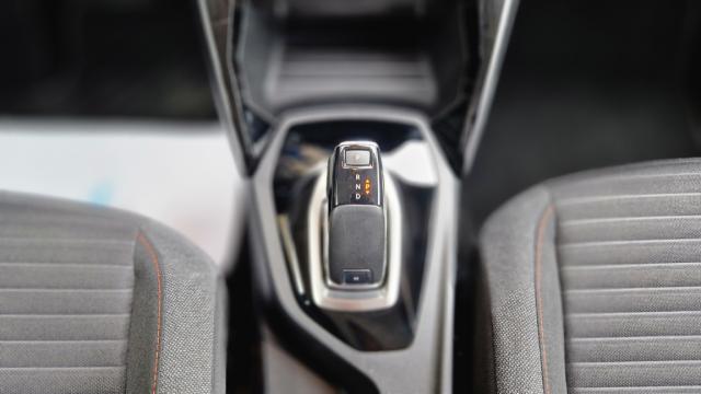 Peugeot 2008 image 1