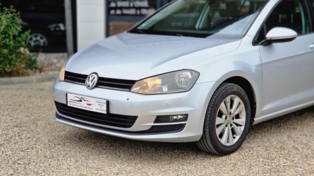 Volkswagen Golf image 9